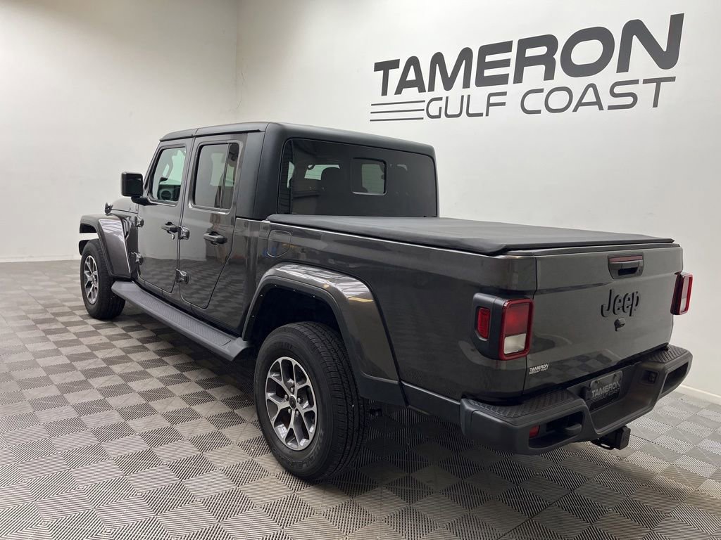 Used 2024 Jeep Gladiator Sport AWD/4WD image 4
