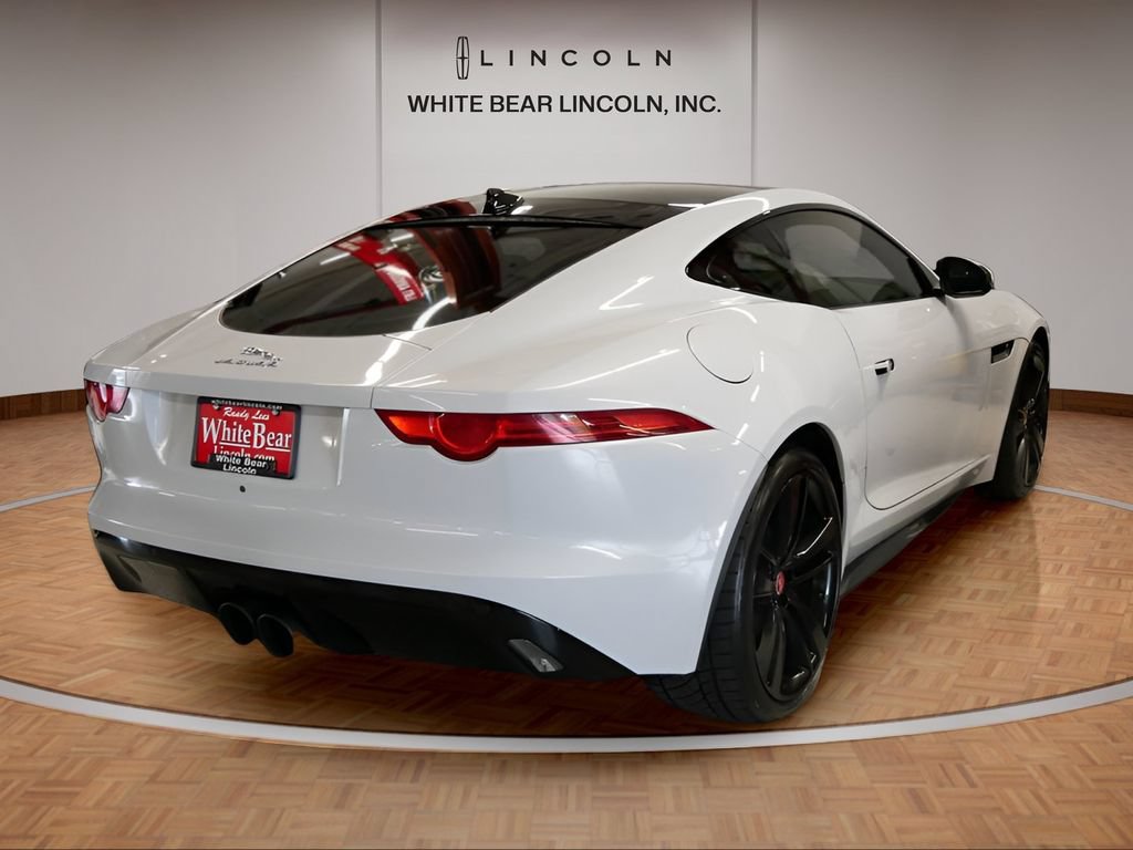Used 2017 Jaguar F-TYPE Coupe RWD image 4
