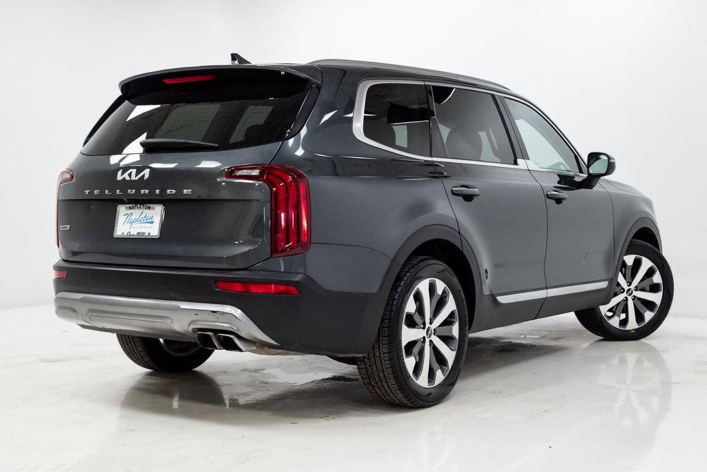 Used 2022 Kia Telluride S AWD/4WD image 32