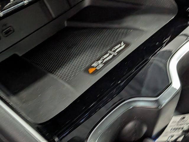 New 2026 Chevrolet Traverse LT w/ Midnight/Sport Edition image 26