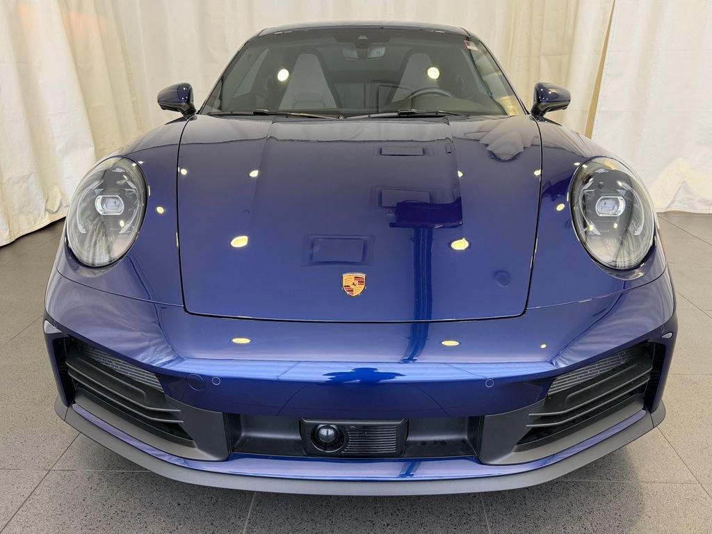Certified 2025 Porsche 911 Carrera RWD image 6