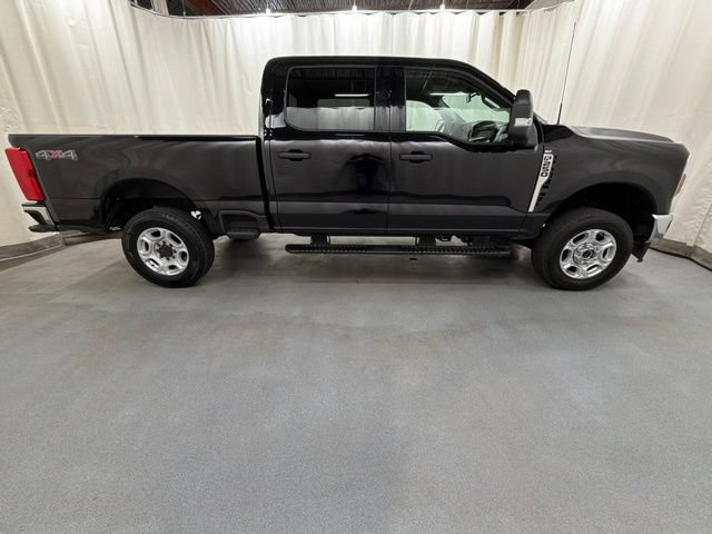 Used 2025 Ford F250 XLT w/ Snow Plow Prep Package AWD/4WD image 7