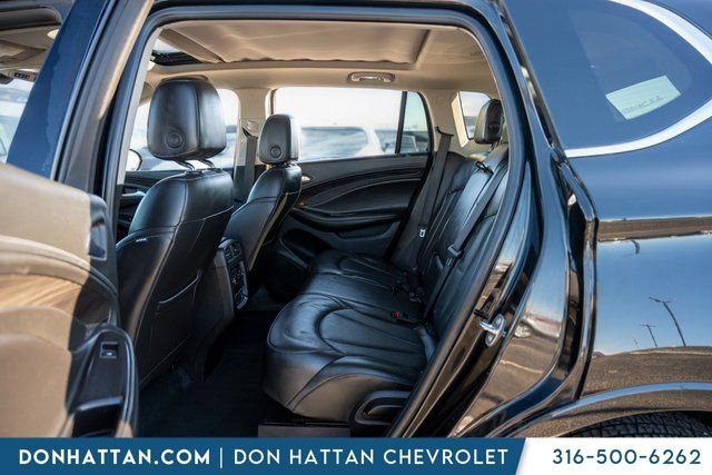 Used 2019 Buick Envision Essence image 22