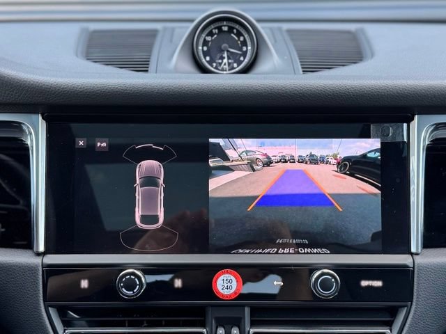 Certified 2026 Porsche Macan AWD/4WD image 31