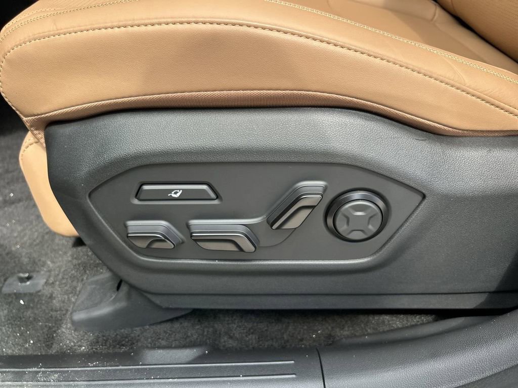 New 2026 Hyundai Santa Fe Calligraphy image 23