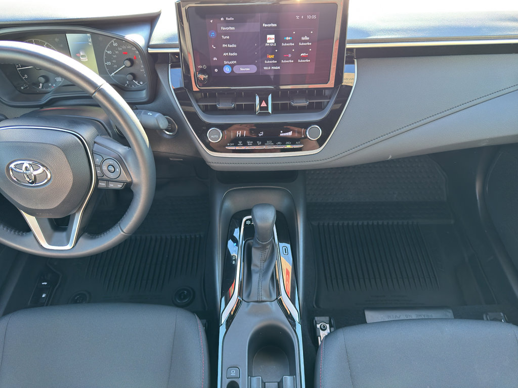 Certified 2025 Toyota Corolla SE image 10