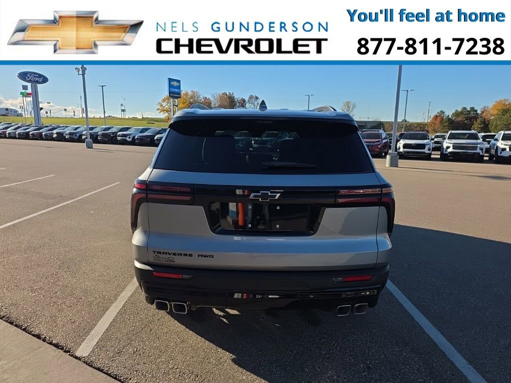 New 2026 Chevrolet Traverse LT w/ Midnight/Sport Edition image 6