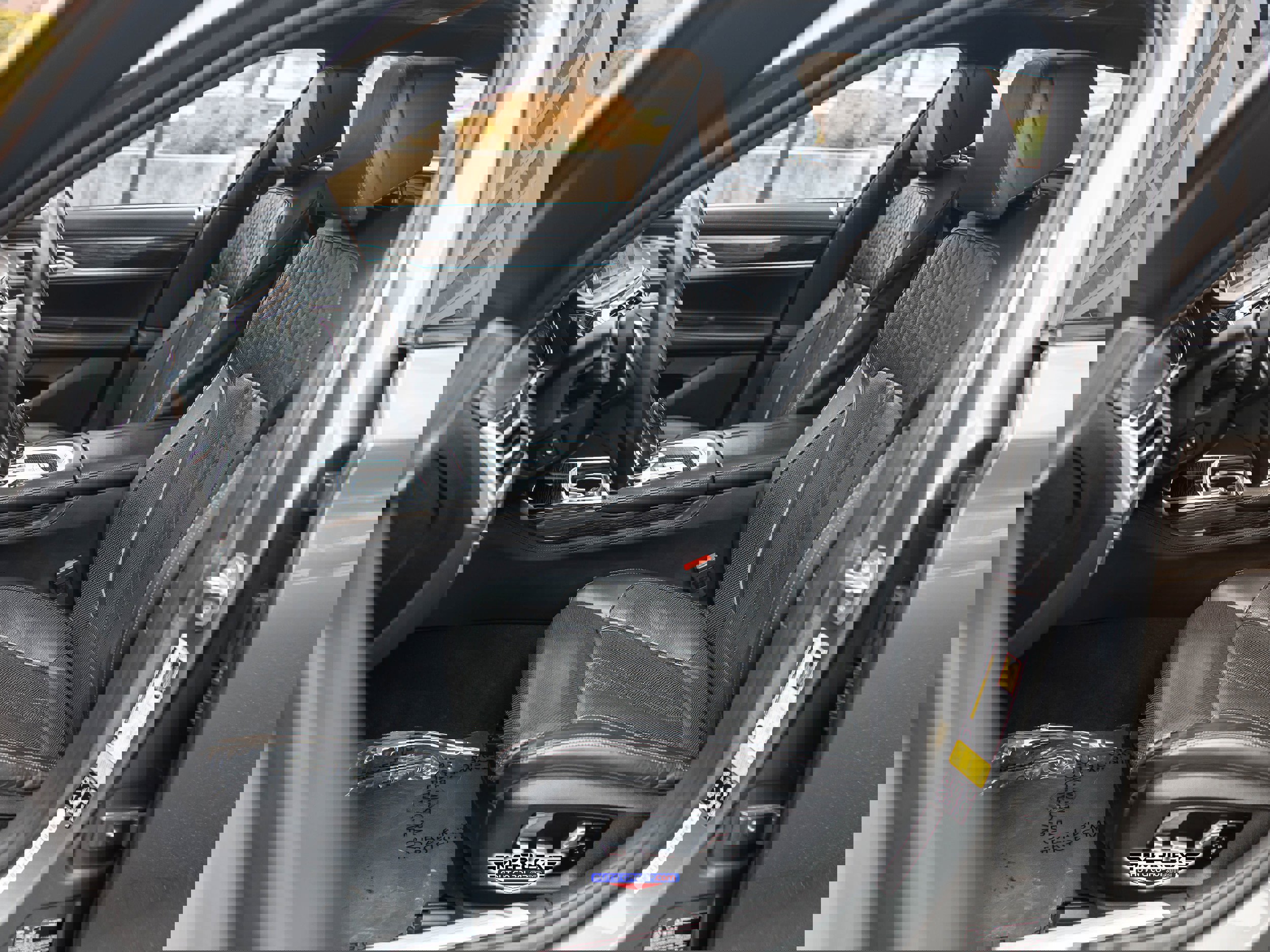 Used 2019 BMW 750i xDrive image 16