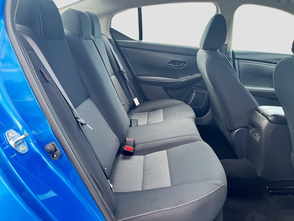 Used 2025 Nissan Sentra SV FWD image 24