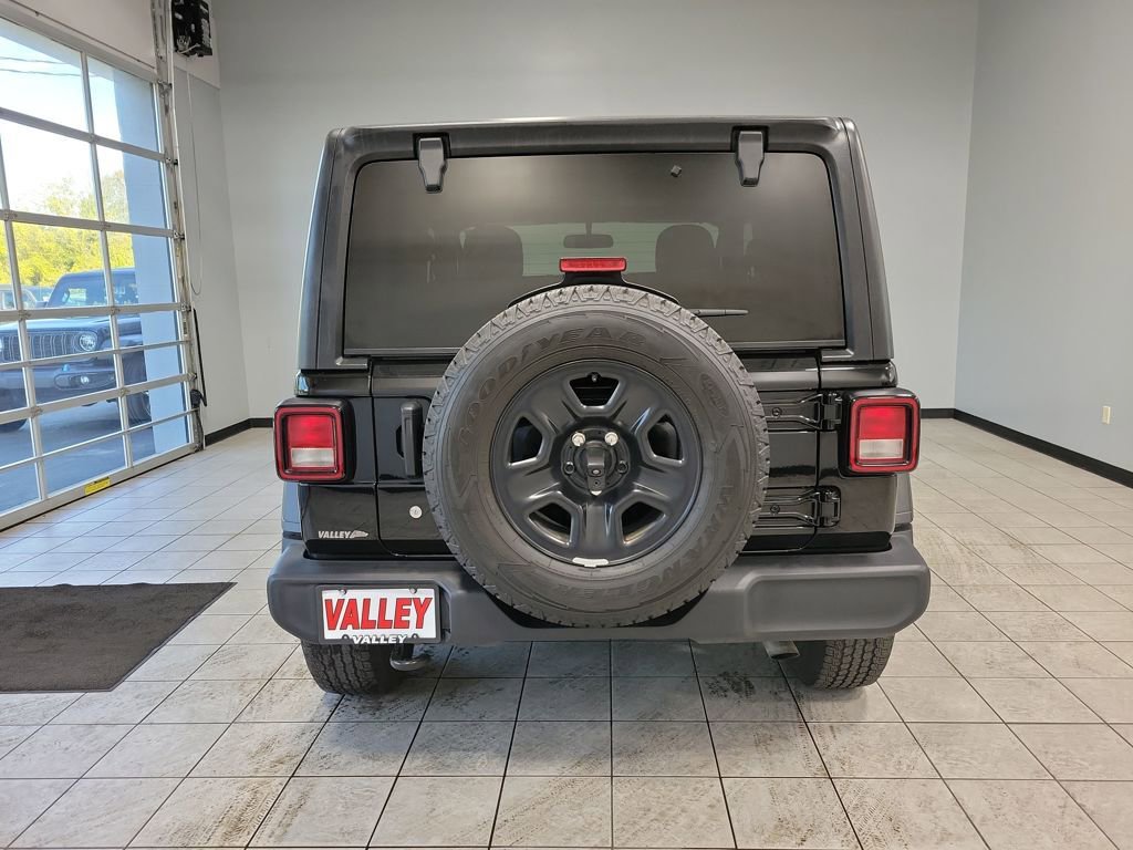 Used 2019 Jeep Wrangler Sport image 54