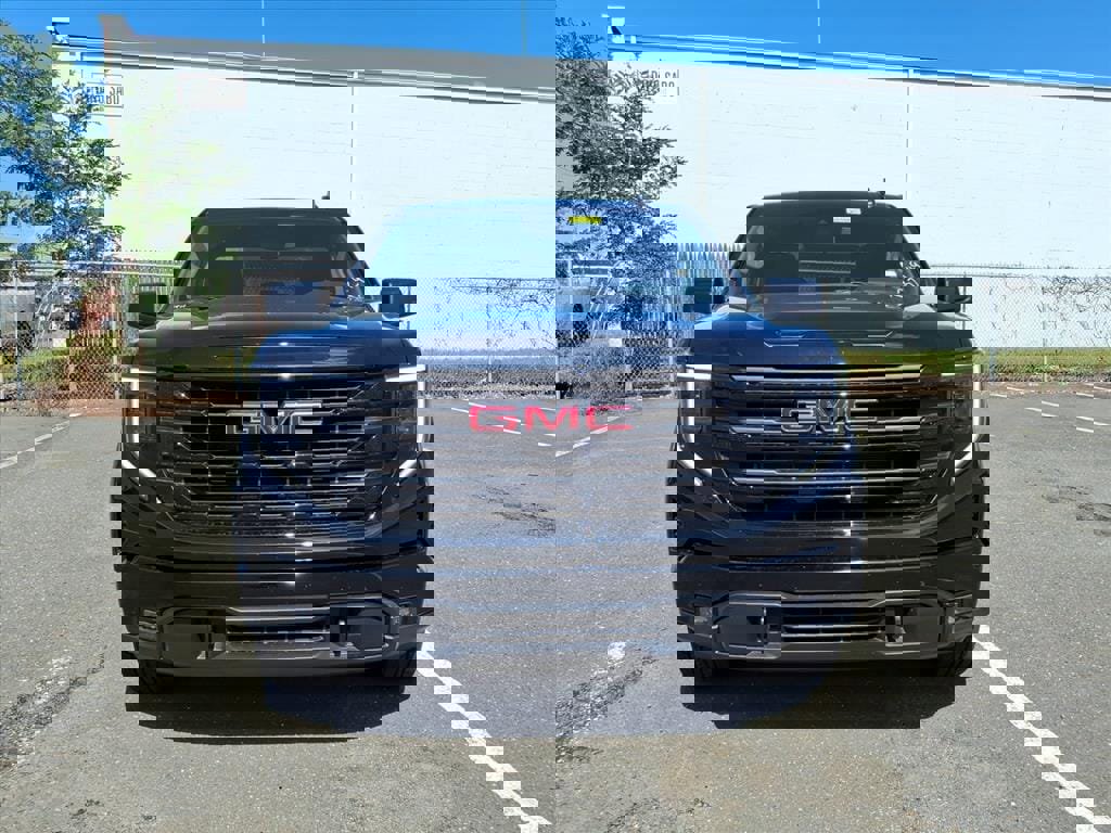 New 2026 GMC Sierra 1500 Elevation image 2