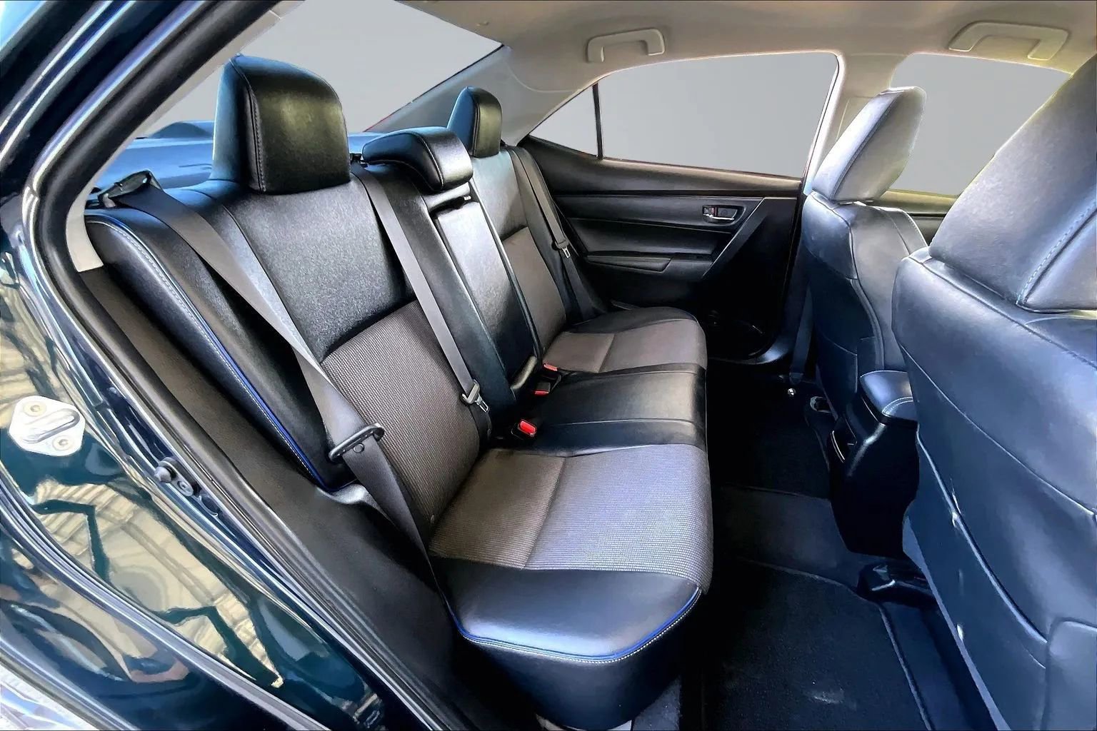 Used 2019 Toyota Corolla SE image 22