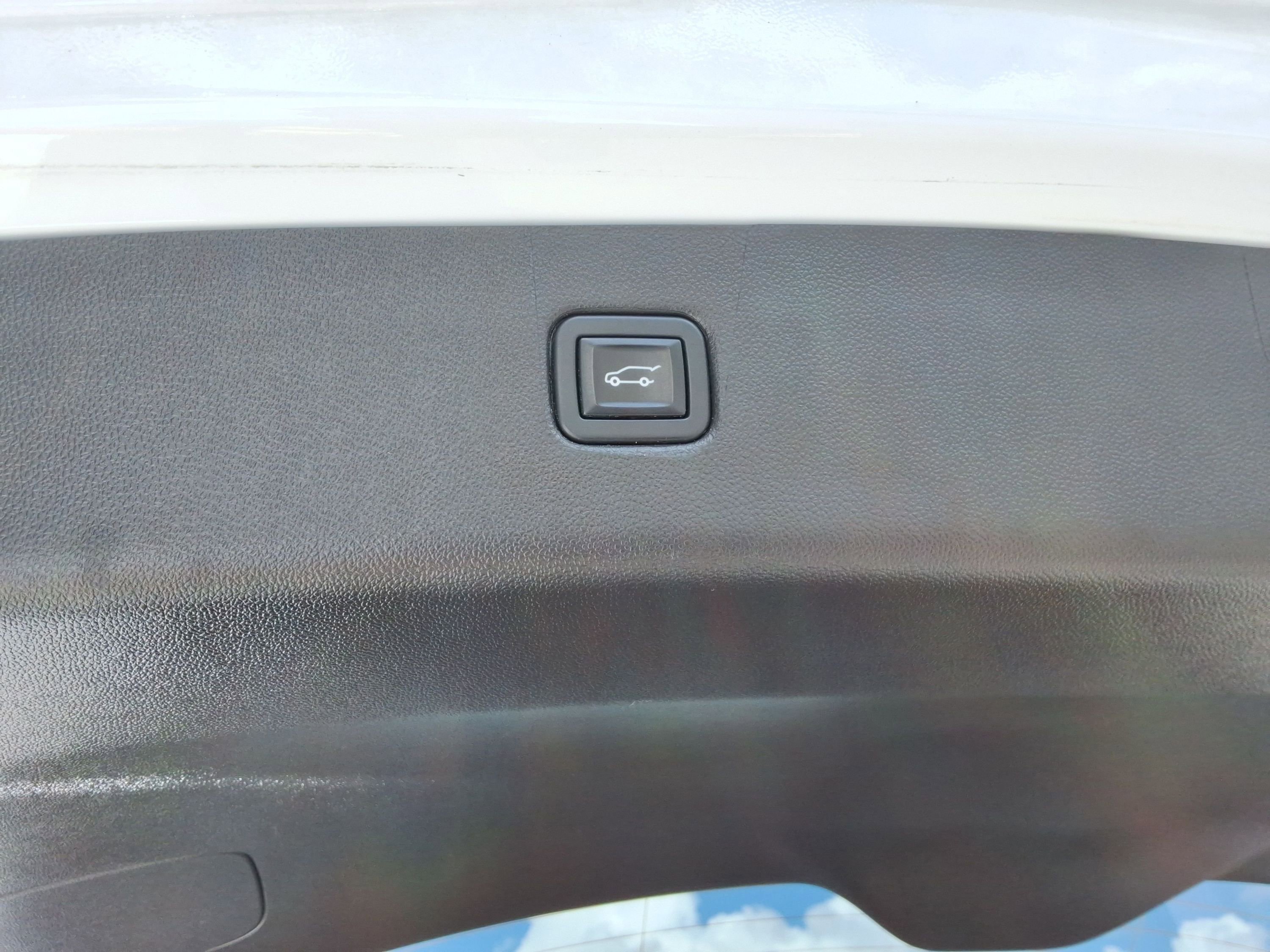 Used 2023 Chevrolet Blazer LT w/ Convenience Package AWD/4WD image 24