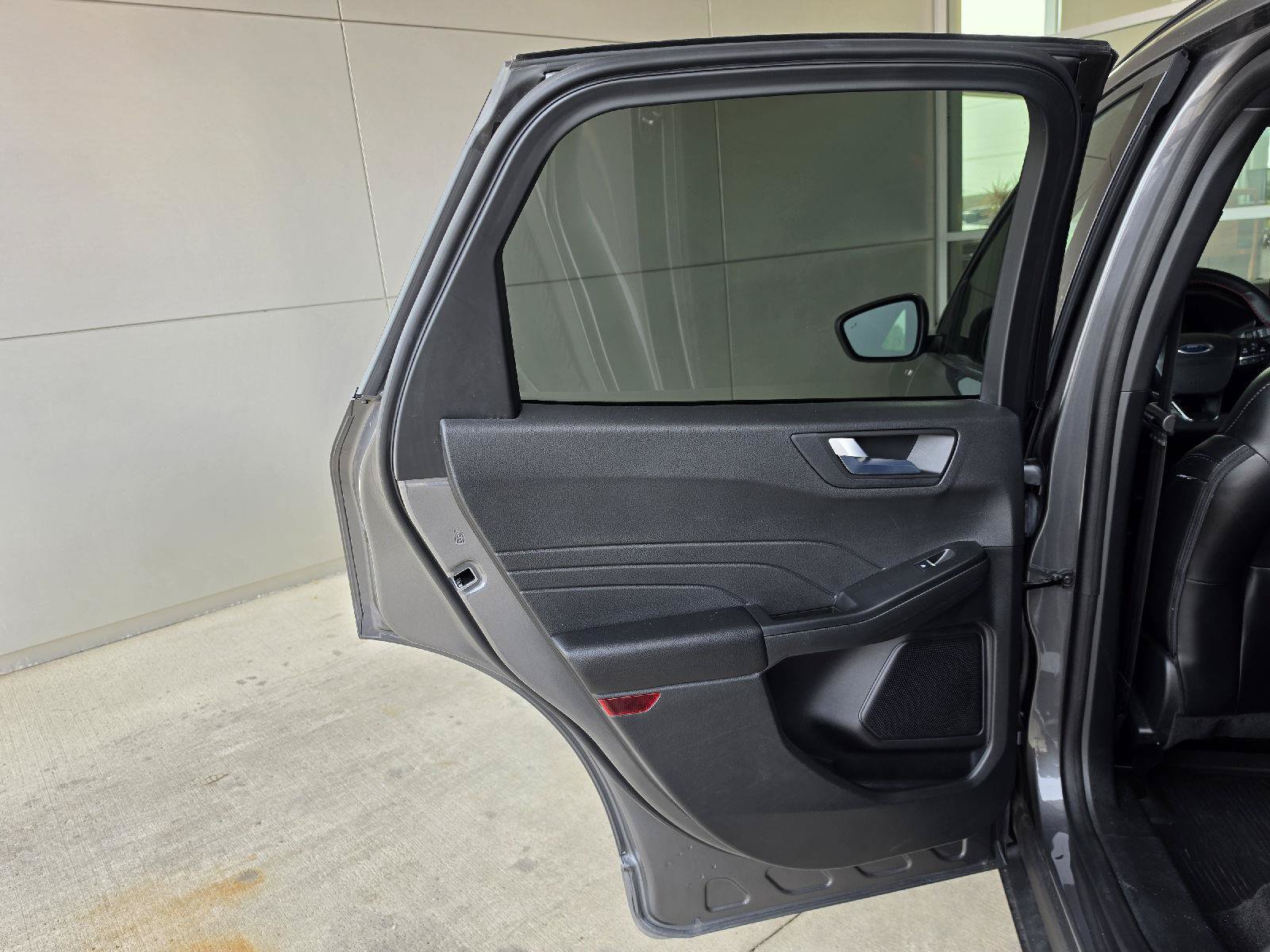 Used 2024 Ford Escape ST-Line w/ Tech Pack #1 AWD/4WD image 16