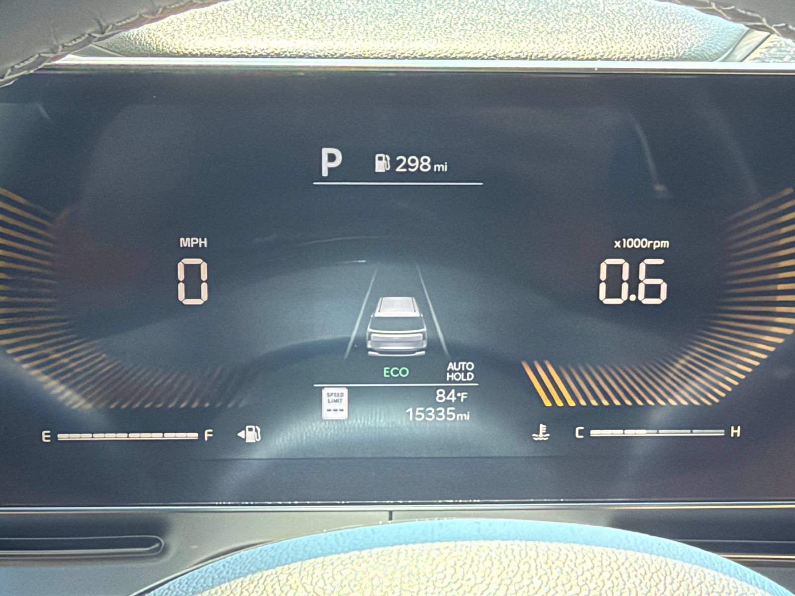 Used 2026 Kia Carnival FWD image 37