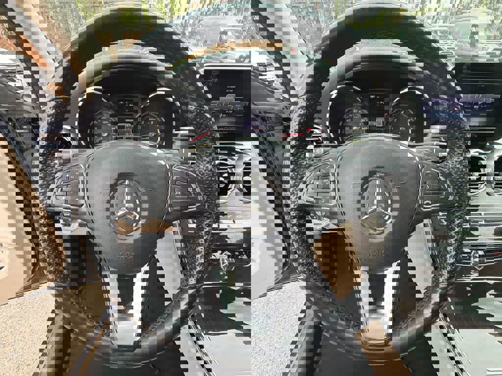 Used 2017 Mercedes-Benz C 300 4MATIC Sedan image 21