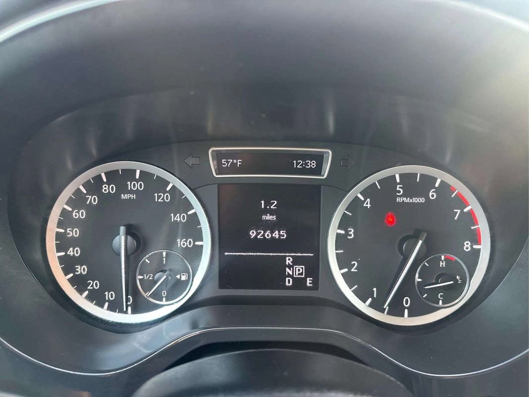 Used 2018 INFINITI QX30 Premium w/ Cargo Package image 24