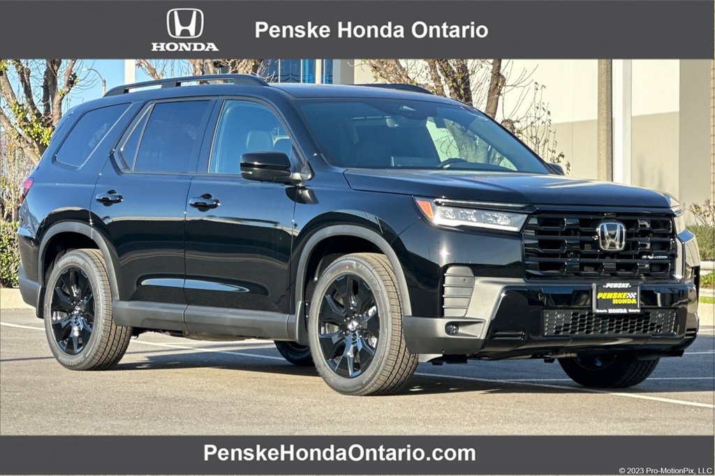 New 2026 Honda Pilot Black Edition image 1