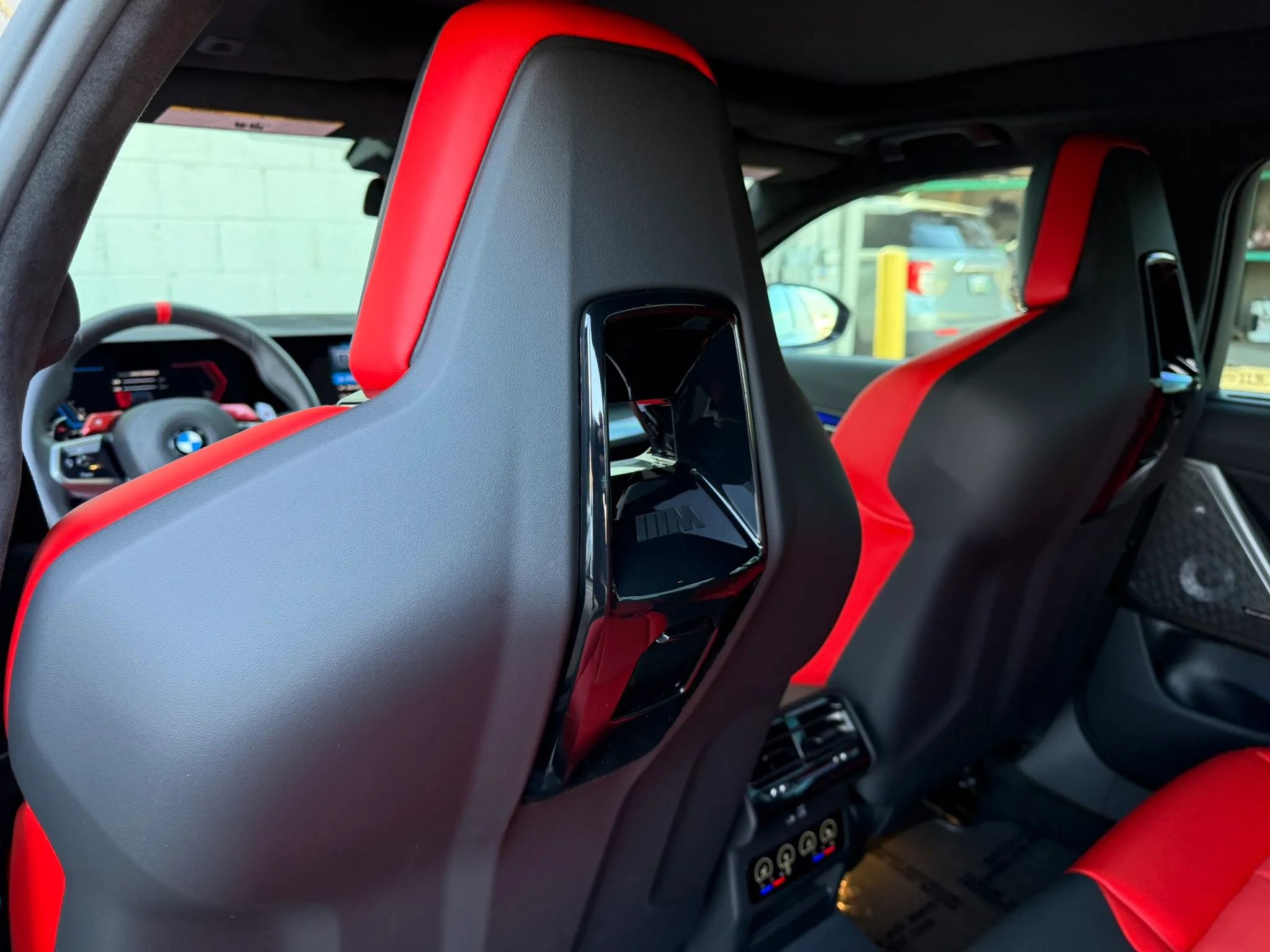 Used 2025 BMW M5 Sedan 4D w/ Executive Package image 72