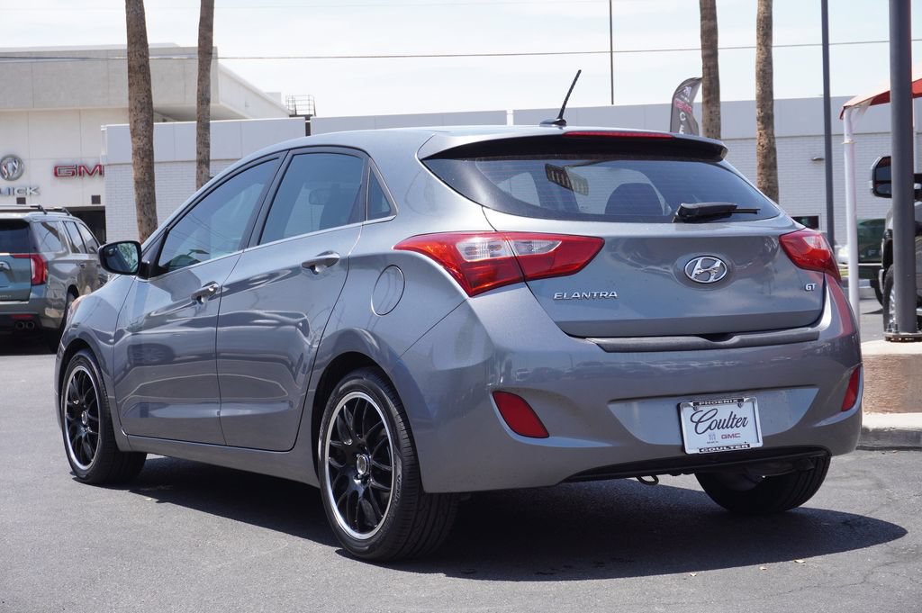 Used 2016 Hyundai Elantra GT FWD image 3