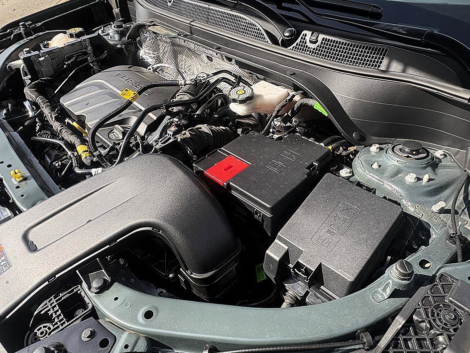 Used 2025 Chevrolet Trax LT image 25