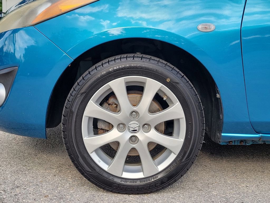 Used 2011 MAZDA MAZDA2 Touring FWD image 6