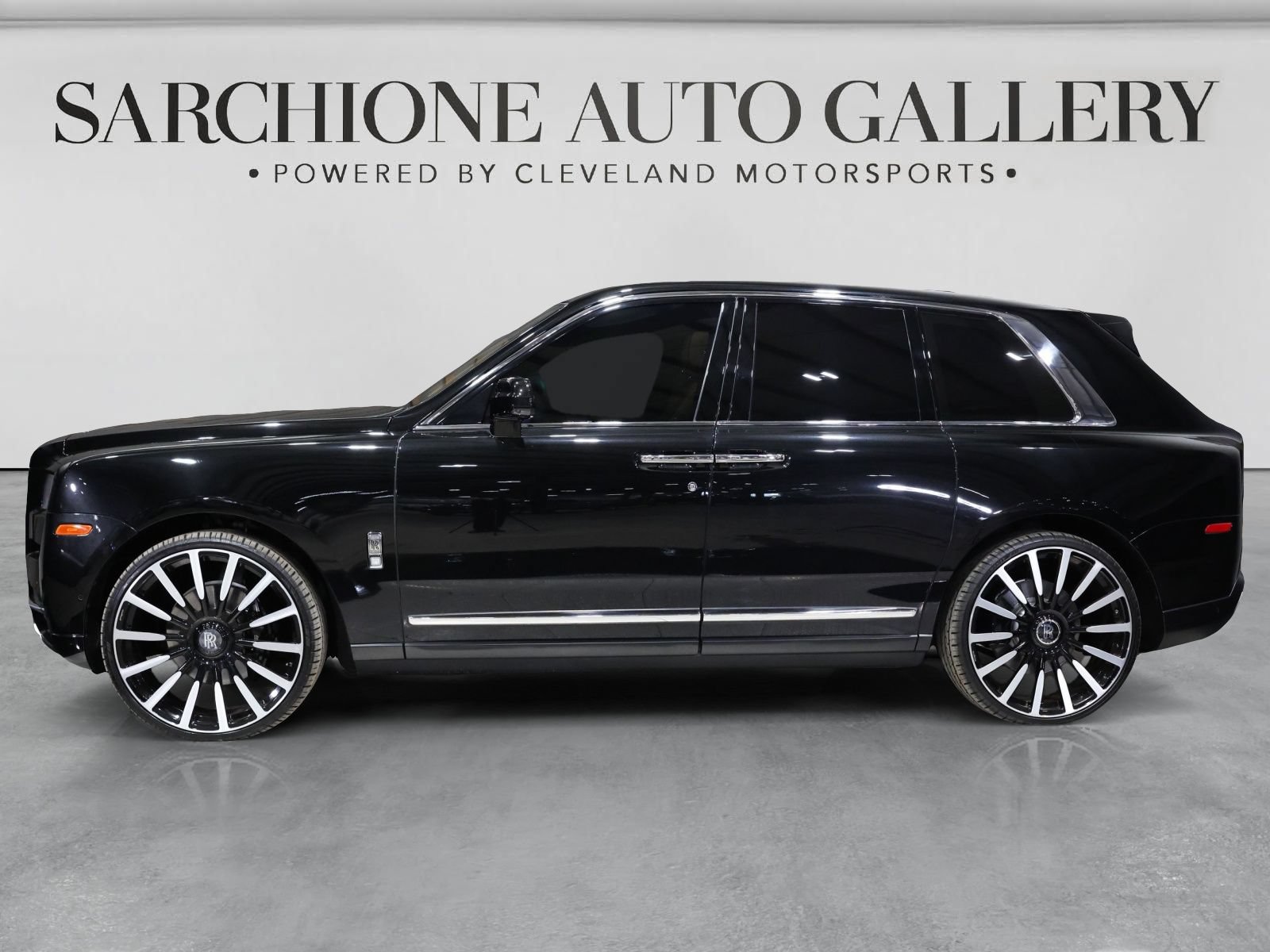 Used 2020 Rolls-Royce Cullinan AWD/4WD image 4