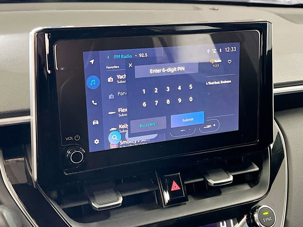 Used 2025 Toyota Corolla Cross AWD Hybrid w/ Convenience Package image 15