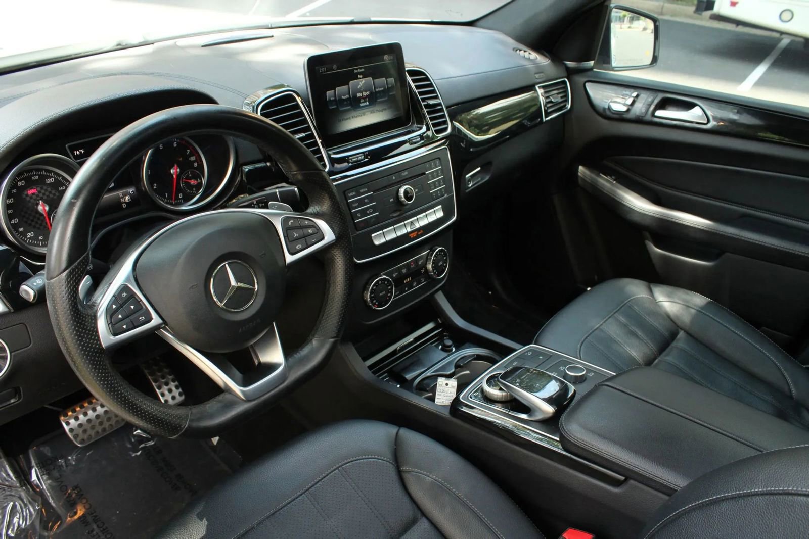 Used 2017 Mercedes-Benz GLE 43 AMG 4MATIC w/ Premium 2 Package image 21