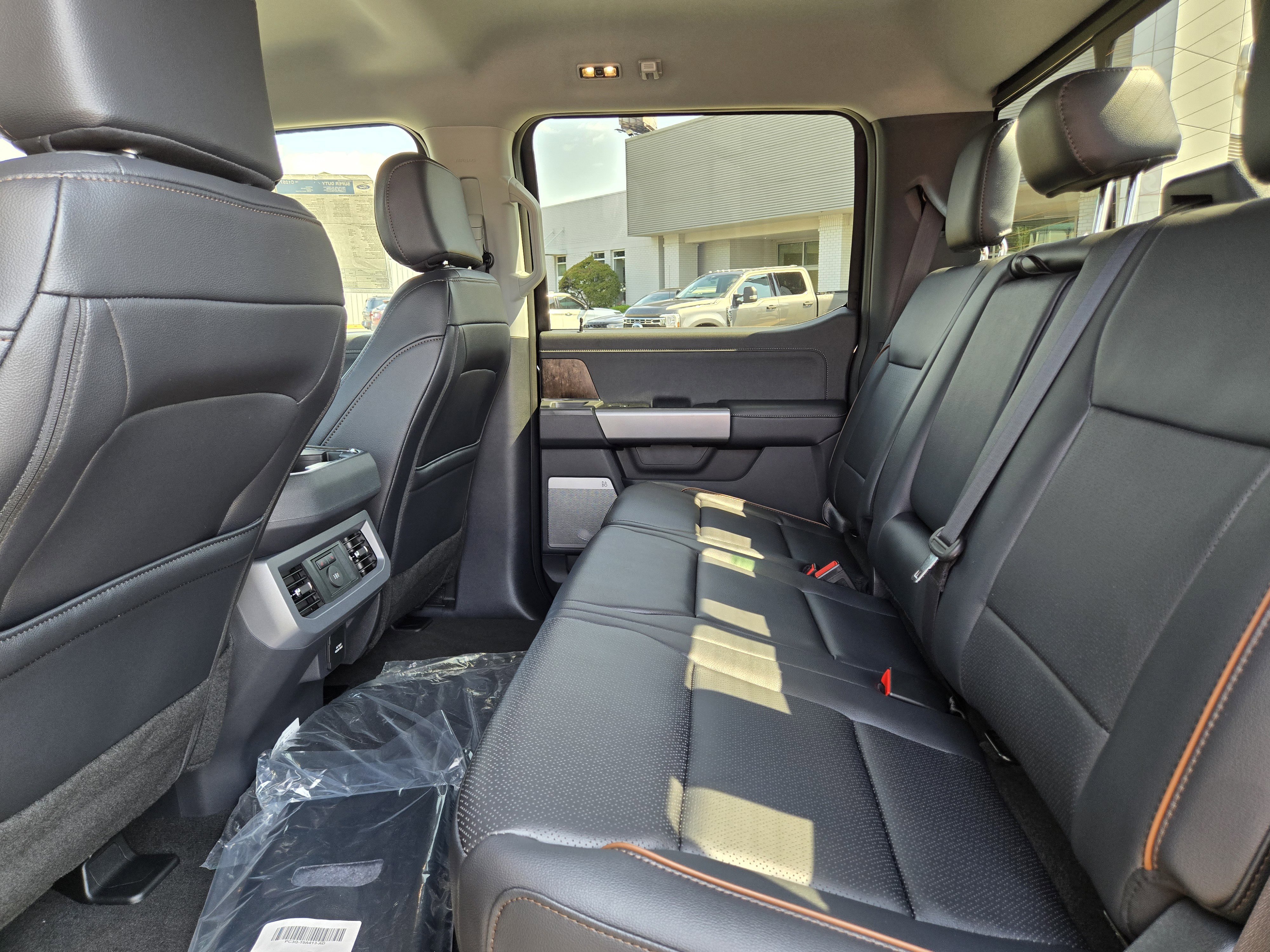 New 2026 Ford F250 Lariat w/ Black Appearance Package image 15