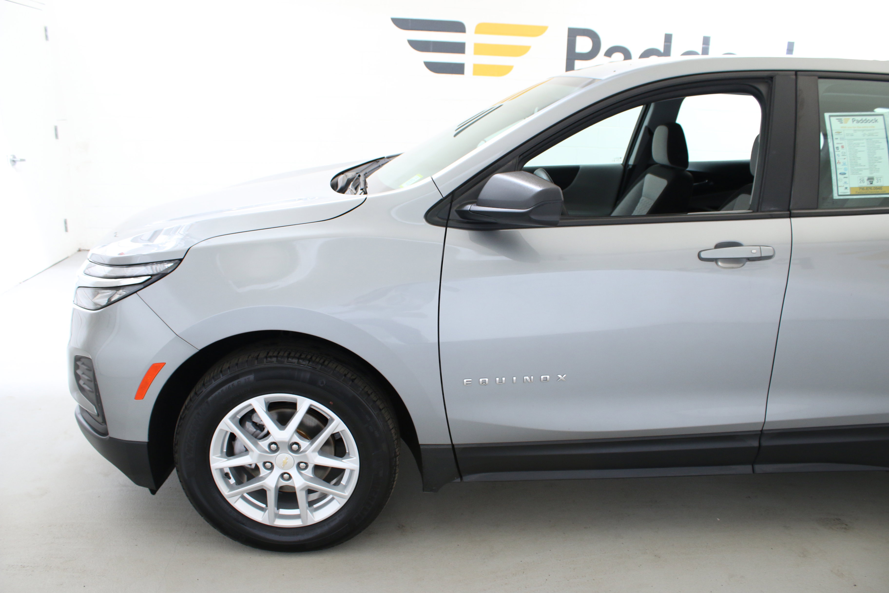 Used 2023 Chevrolet Equinox LS FWD image 4
