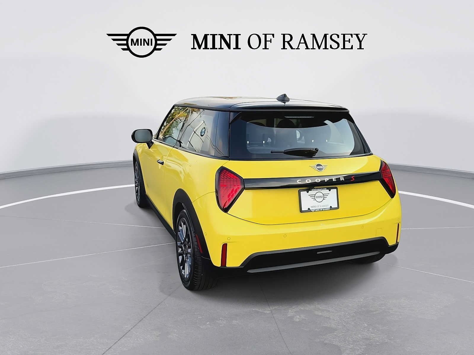 Used 2026 MINI Cooper S FWD image 7