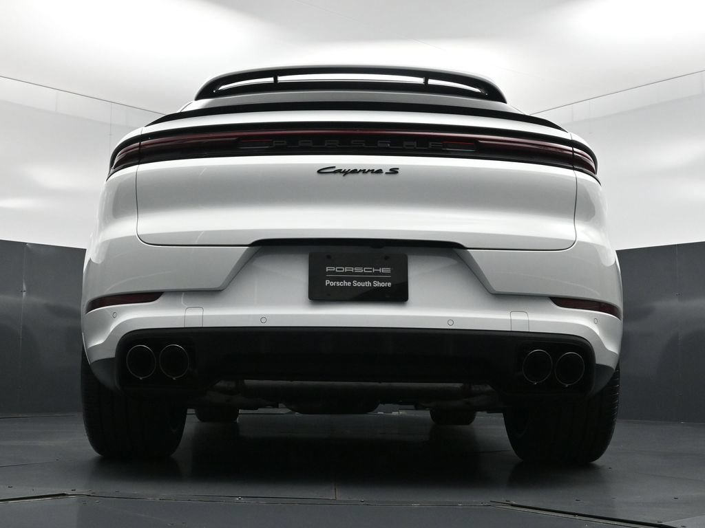 New 2026 Porsche Cayenne S AWD/4WD image 25