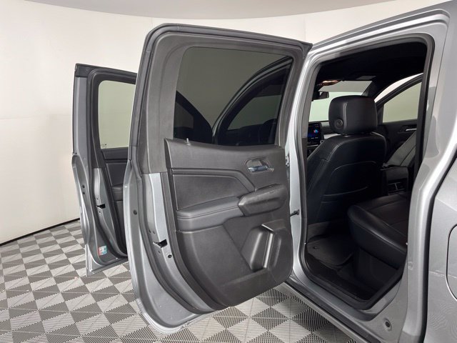 Used 2024 Chevrolet Colorado LT RWD image 40