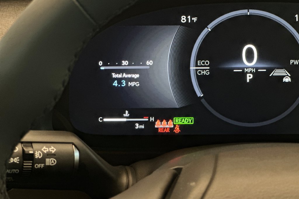 New 2026 Lexus UX 300h AWD w/ Cold Area Package image 27