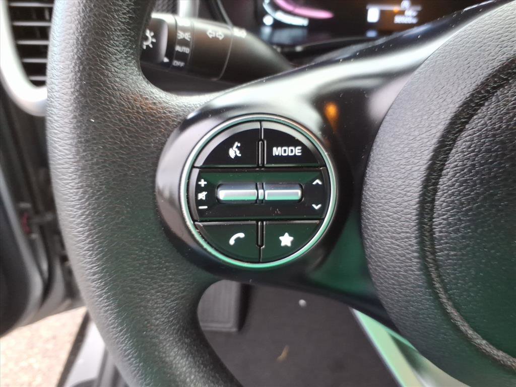 Used 2024 Kia Soul LX w/ Option Group 015 FWD image 22