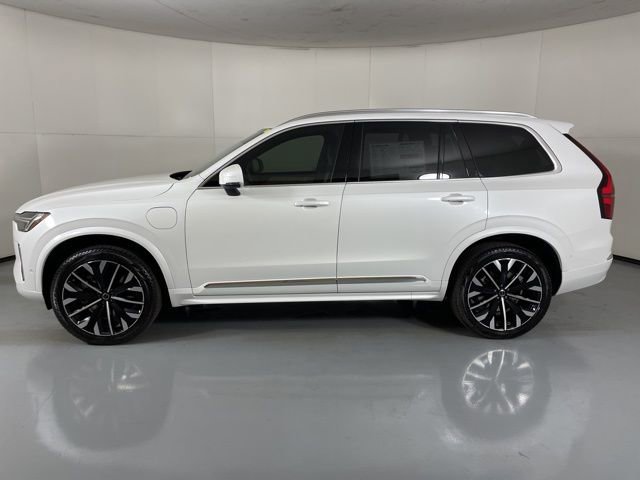 New 2026 Volvo XC90 T8 Plus w/ Protection Package Premier image 5