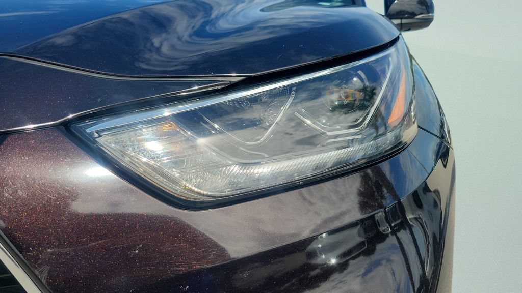 Certified 2021 Toyota Highlander Limited FWD image 24