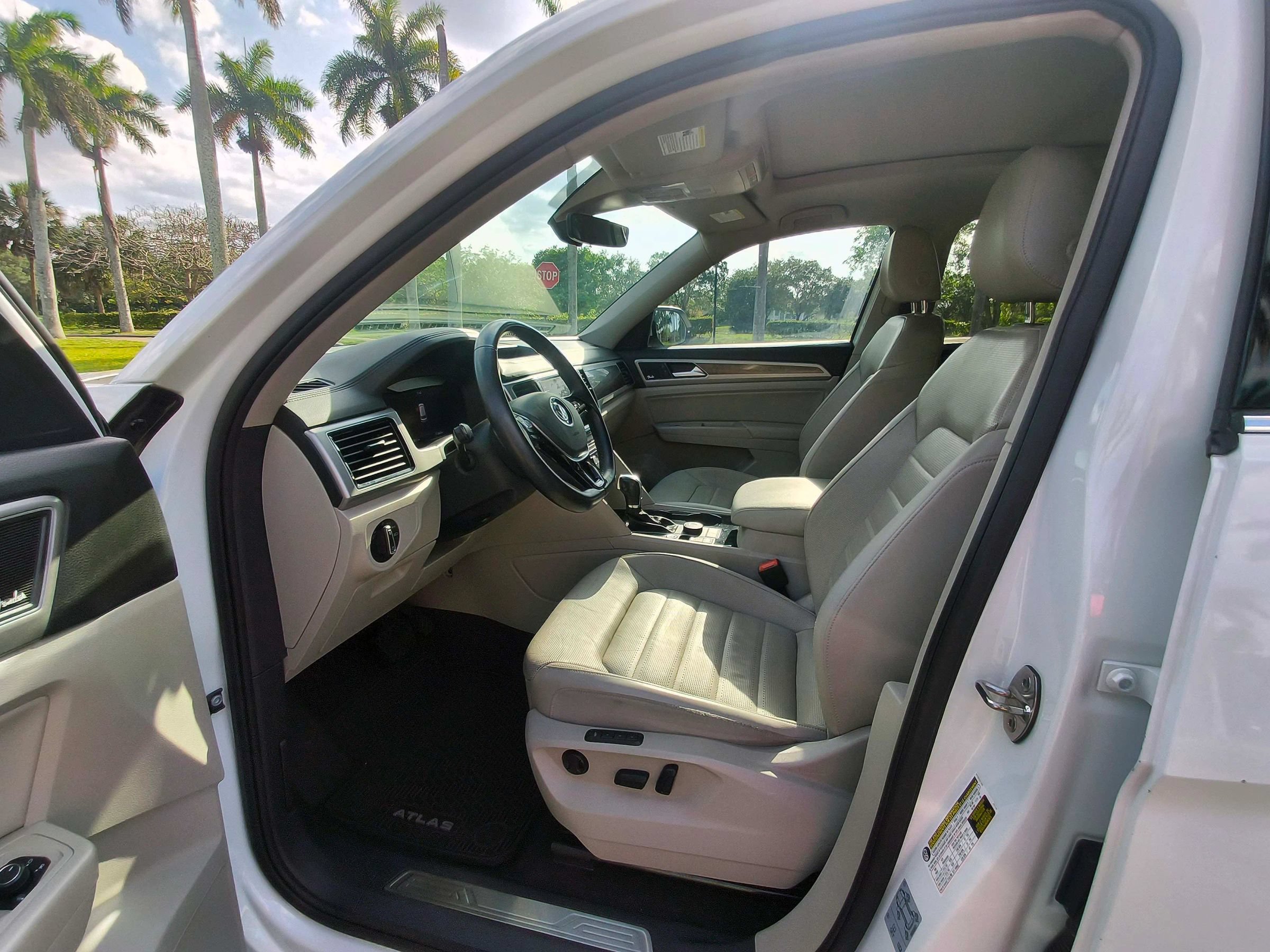 Used 2019 Volkswagen Atlas SEL Premium AWD/4WD image 26