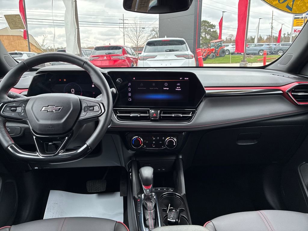 Used 2024 Chevrolet TrailBlazer RS image 19