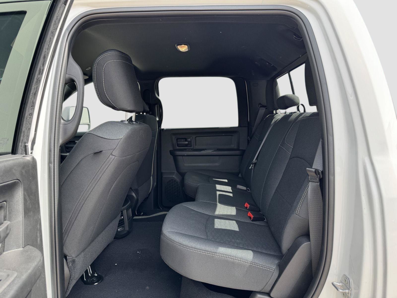 New 2026 RAM 3500 Tradesman AWD/4WD image 20
