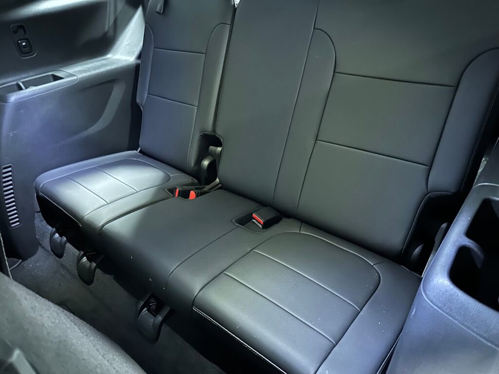 Used 2022 Chevrolet Traverse LT AWD/4WD image 11