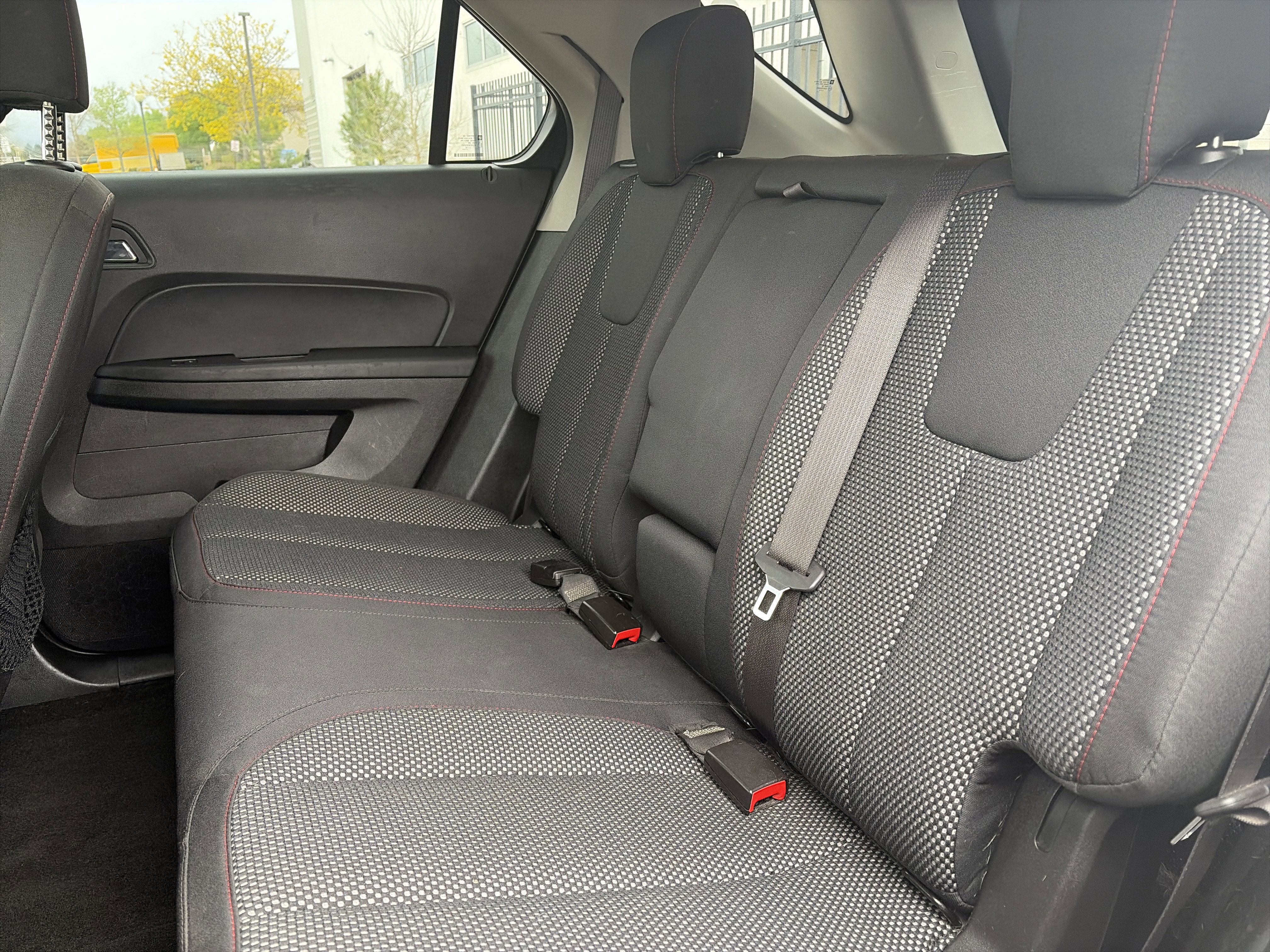 Used 2017 Chevrolet Equinox LT w/ Convenience Package image 24