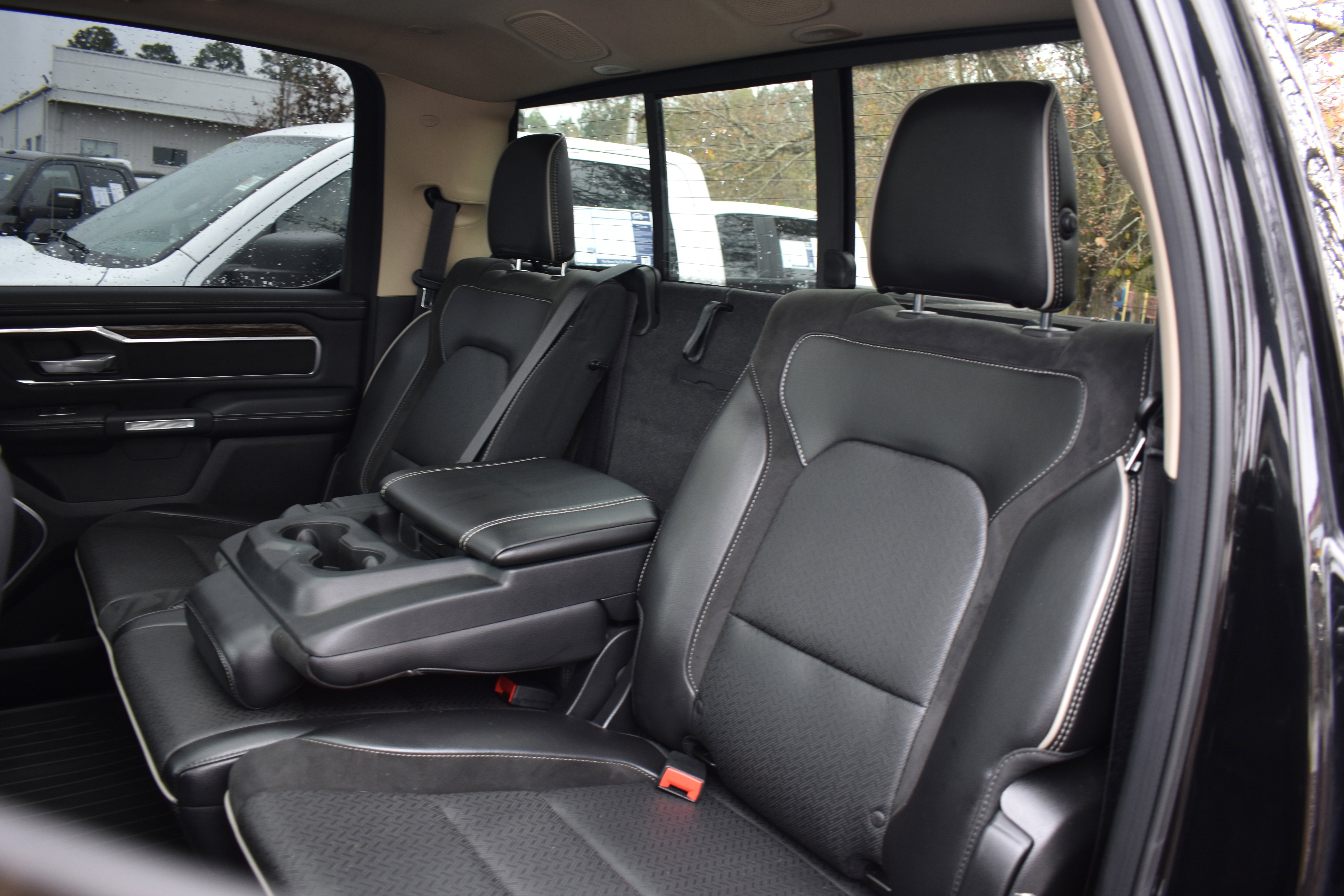 Used 2019 RAM 1500 Laramie image 28