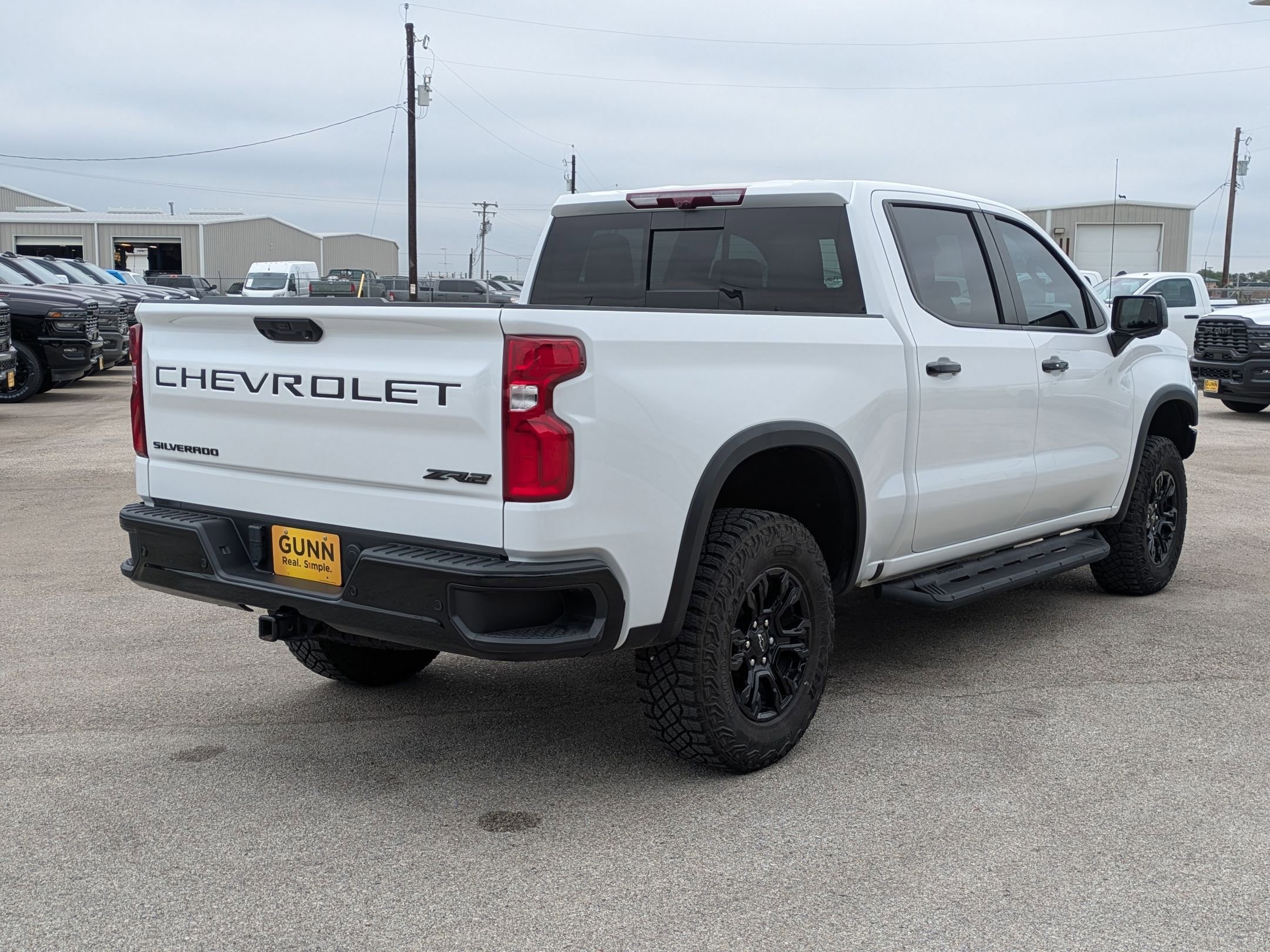 Used 2024 Chevrolet Silverado 1500 ZR2 w/ Technology Package AWD/4WD image 3