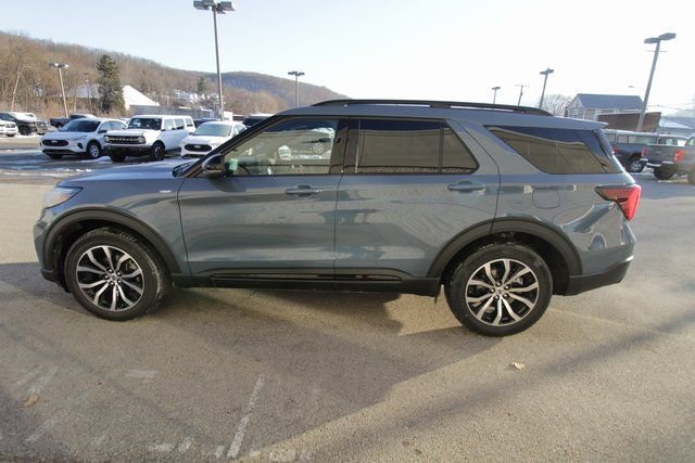 New 2026 Ford Explorer ST-Line image 11