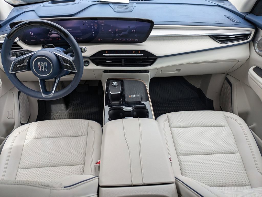 Used 2025 Buick Enclave Avenir w/ Super Cruise Package FWD image 16