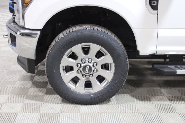 Used 2019 Ford F250 Lariat w/ Chrome Package image 41