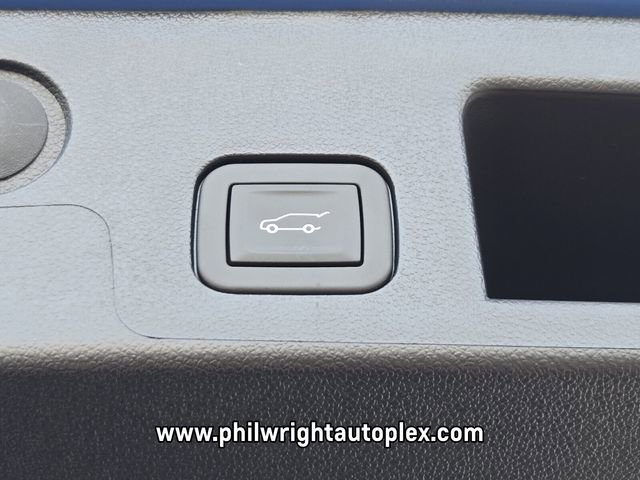 New 2026 Chevrolet Equinox ACTIV w/ LPO, Floor Liner Package image 18