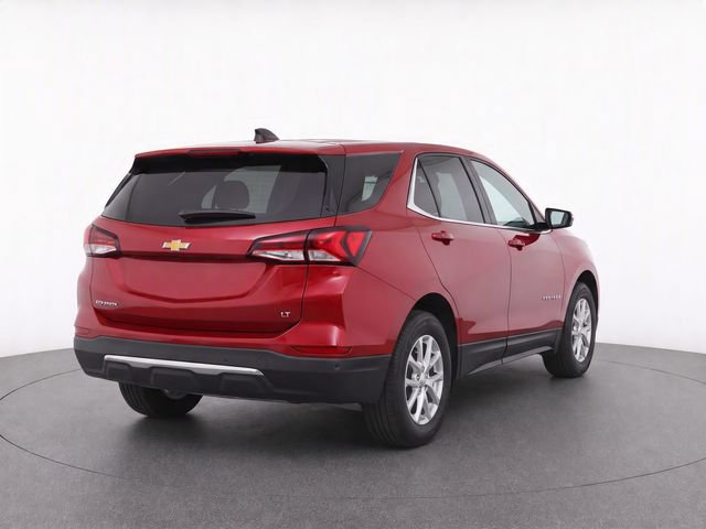 Used 2024 Chevrolet Equinox LT w/ LPO, Floor Liner Package FWD image 4